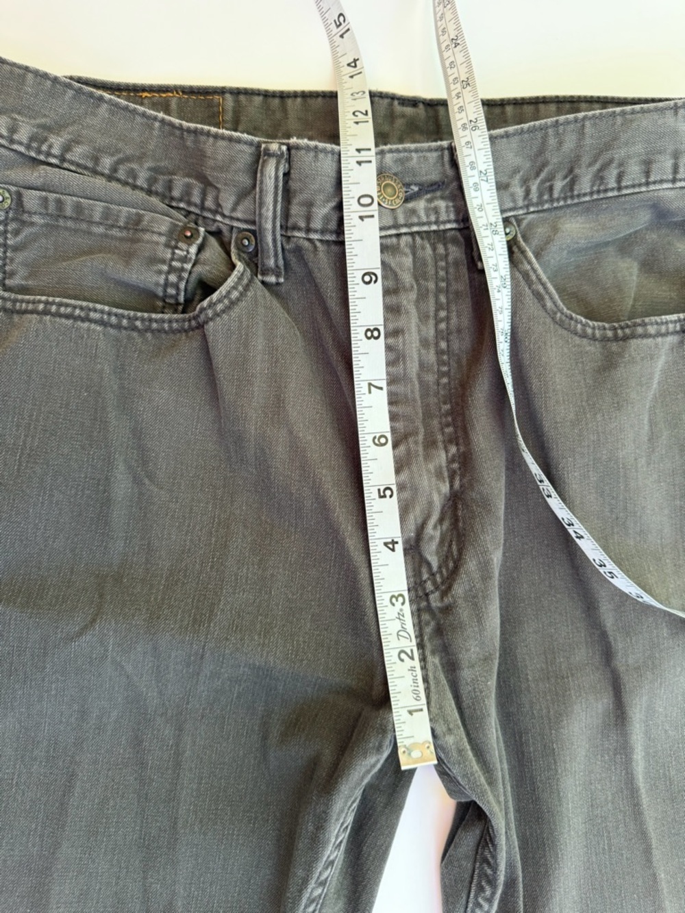 Men’s Vintage Levi’s 505 White Tab Denim Jeans
Medium Gray Color Size 34x30​ - Picture 7 of 11